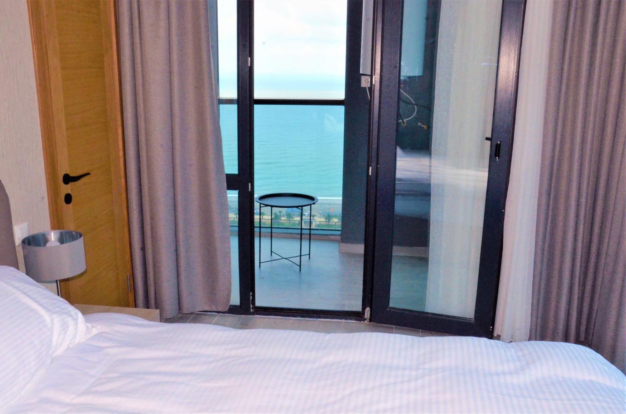 באטומי Season Suite Apart-Hotel מראה חיצוני תמונה